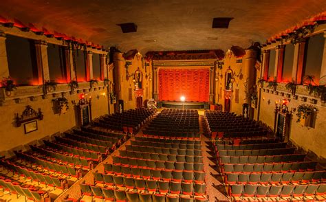 the music box theatre chicago